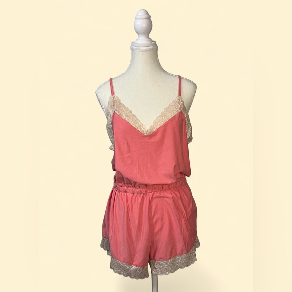 Thalia Sodi Peach and Cream Lace‎ Pajama Set